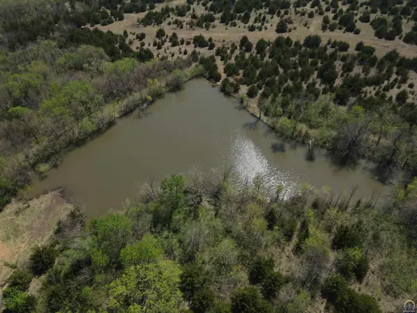 00000 Coyote Rd, Eskridge, KS 66423