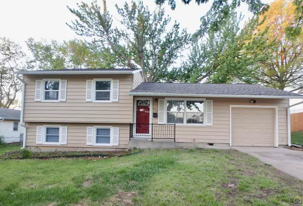 115 SW 40th Ter, Topeka, KS 66609