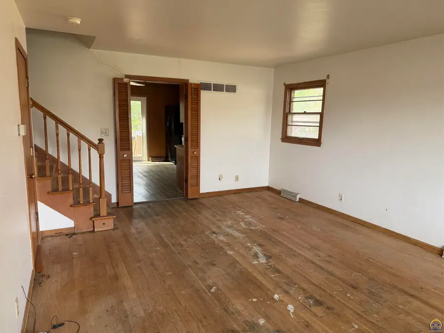 5503 W 97th St, Overland Park, KS 66207 - #2
