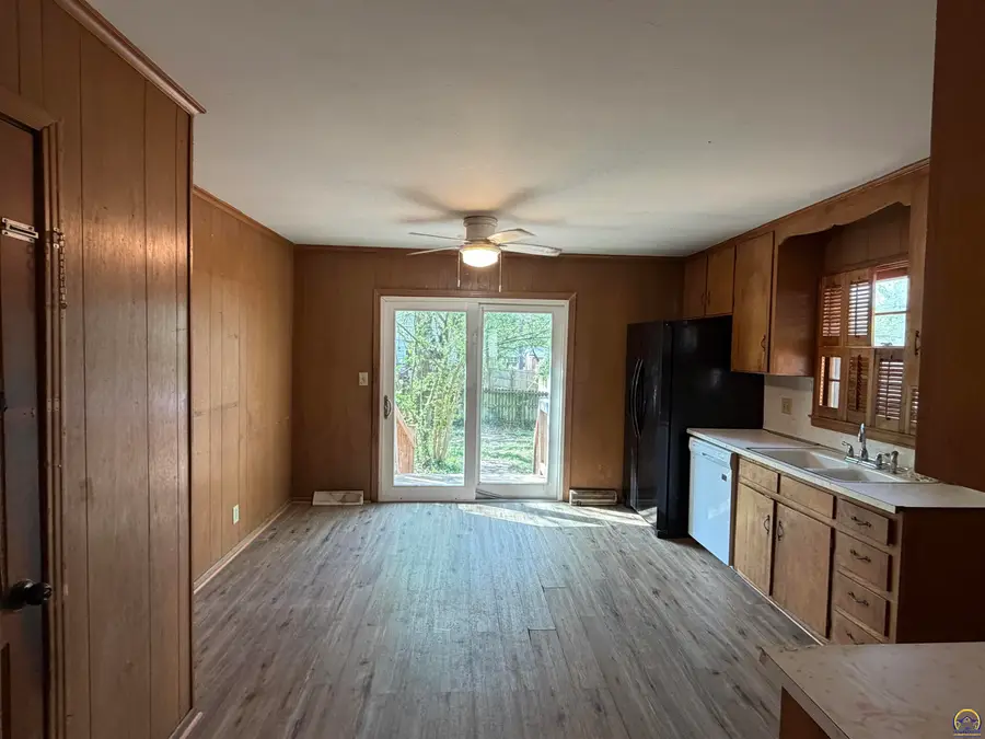 5503 W 97th St, Overland Park, KS 66207 - #3