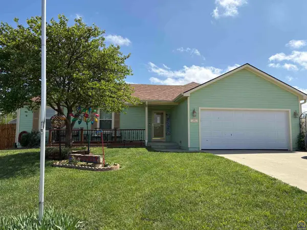 3431 NW 38th Ter, Topeka, KS 66618