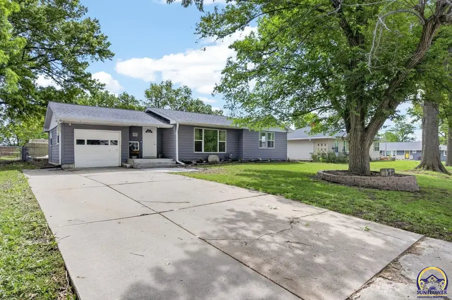 504 Montana Ave, Holton, KS 66436-0000 - #2