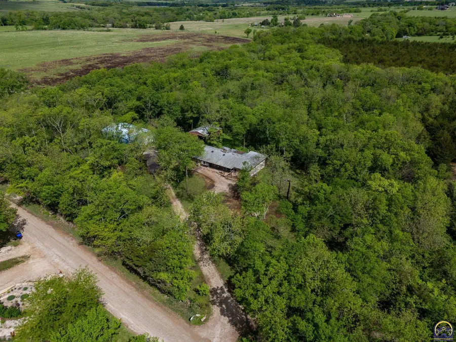 8720 SW 85th St, Auburn, KS 66402 - #3