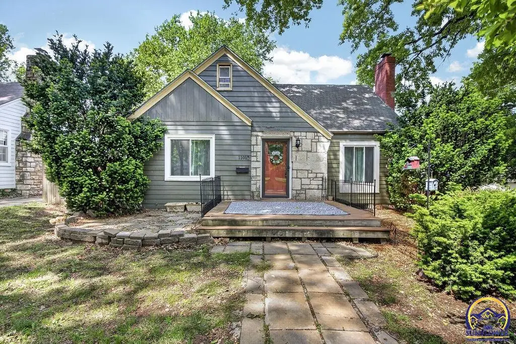 1101 SW Wayne Ave, Topeka, KS 66604 - #1
