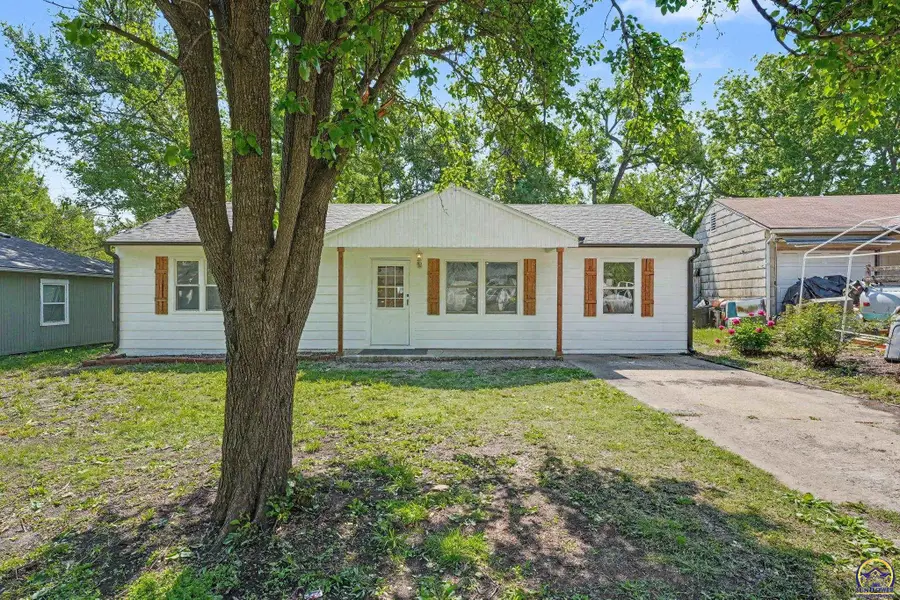 3466 SW Clare Ave, Topeka, KS 66611 - #2