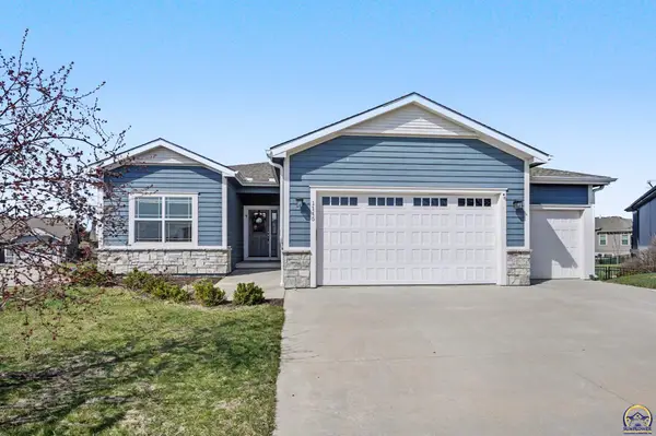 1115 Klein Ct, Lawrence, KS 66049-5050
