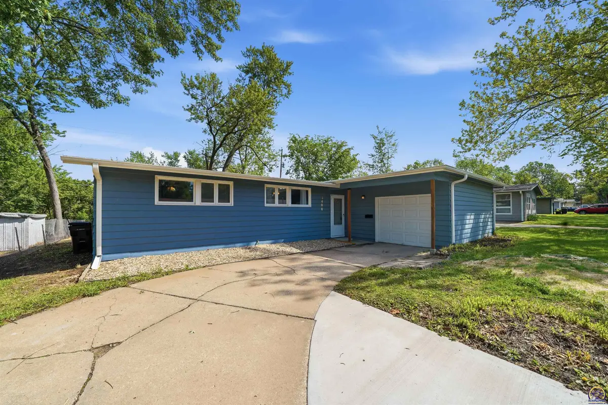 1400 SW Croix St, Topeka, KS 66611 - #1