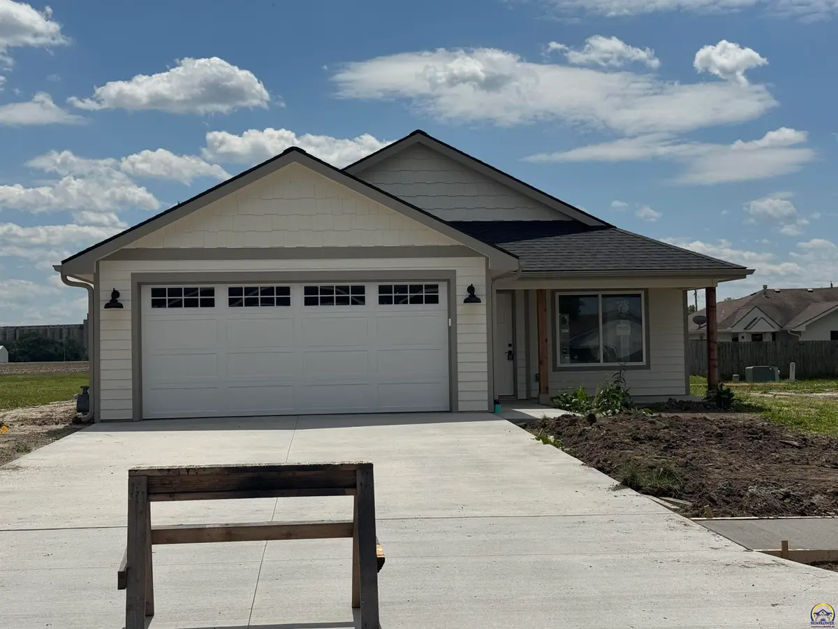 1925 NW Waldo Way, Topeka, KS 66608 - #1