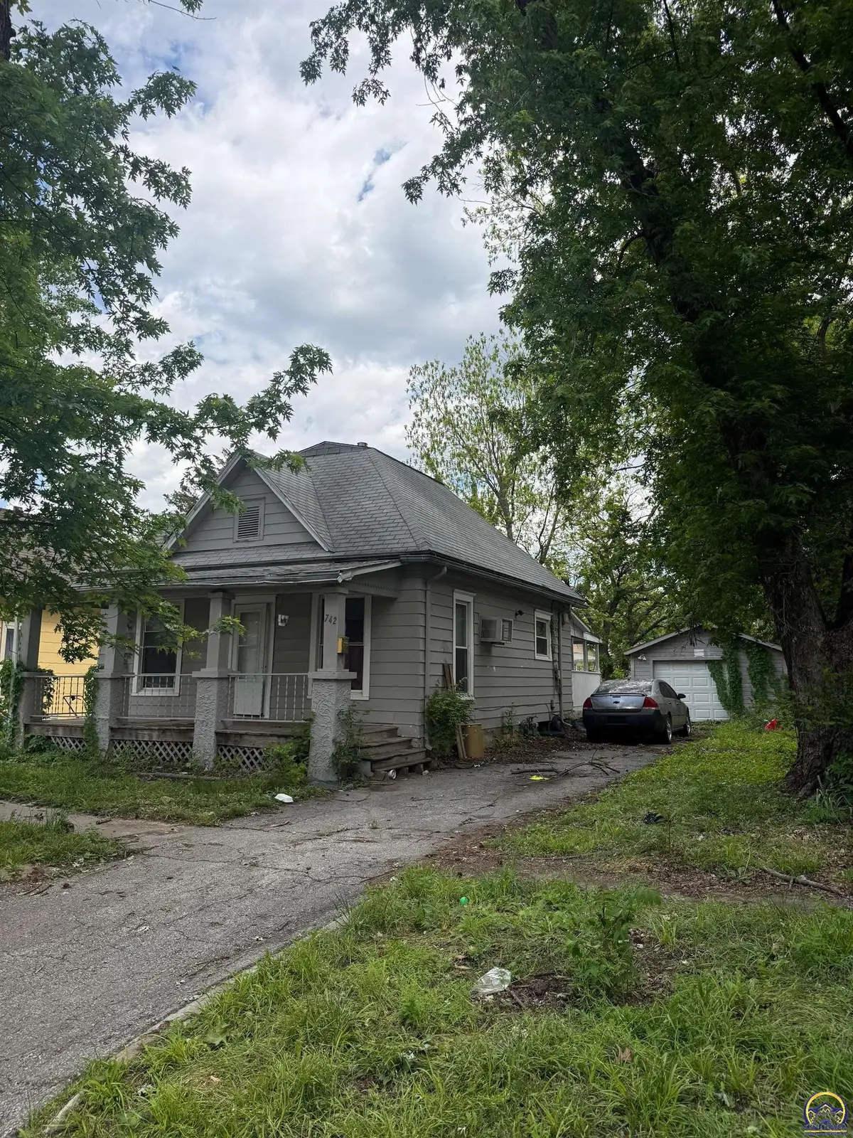 742 NE Freeman Ave, Topeka, KS 66616 - #1