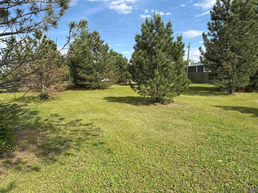 524 S Topeka, Lyndon, KS 66451 - #3