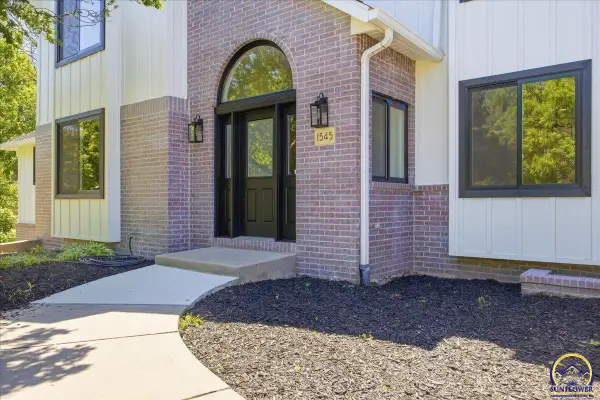 1545 W 20th Park Pl, Emporia, KS 66801