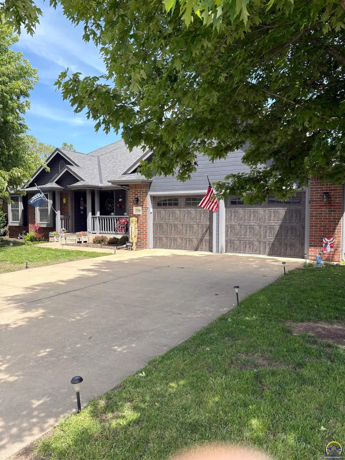 3736 SW Summerfield Dr, Topeka, KS 66610 - #1