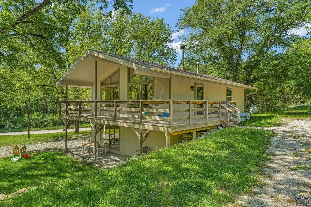 1774 W 133rd St, Carbondale, KS 66414 - #1