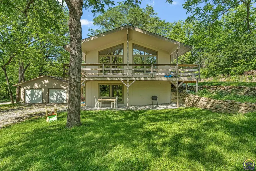 1774 W 133rd St, Carbondale, KS 66414 - #2
