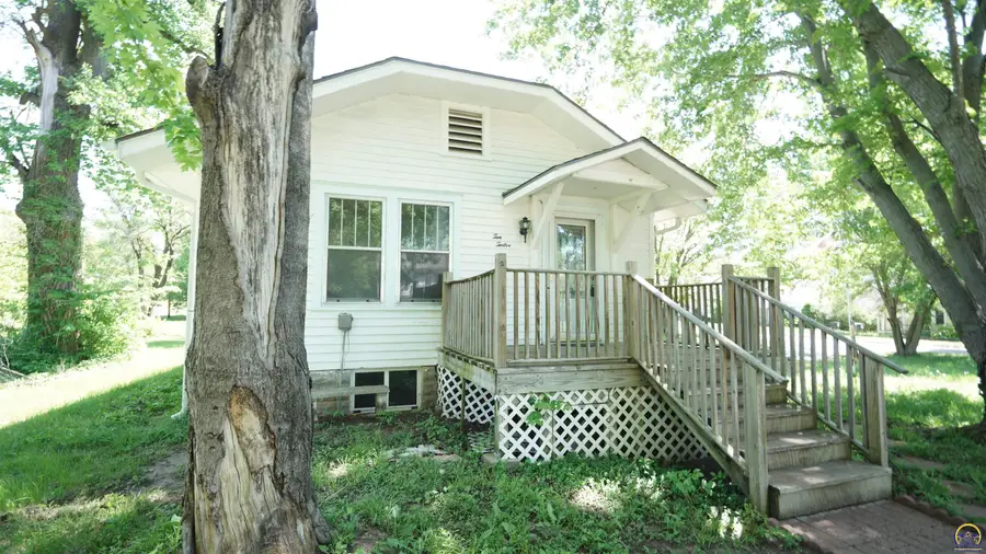 1012 2nd Ave W, Horton, KS 66439 - #2