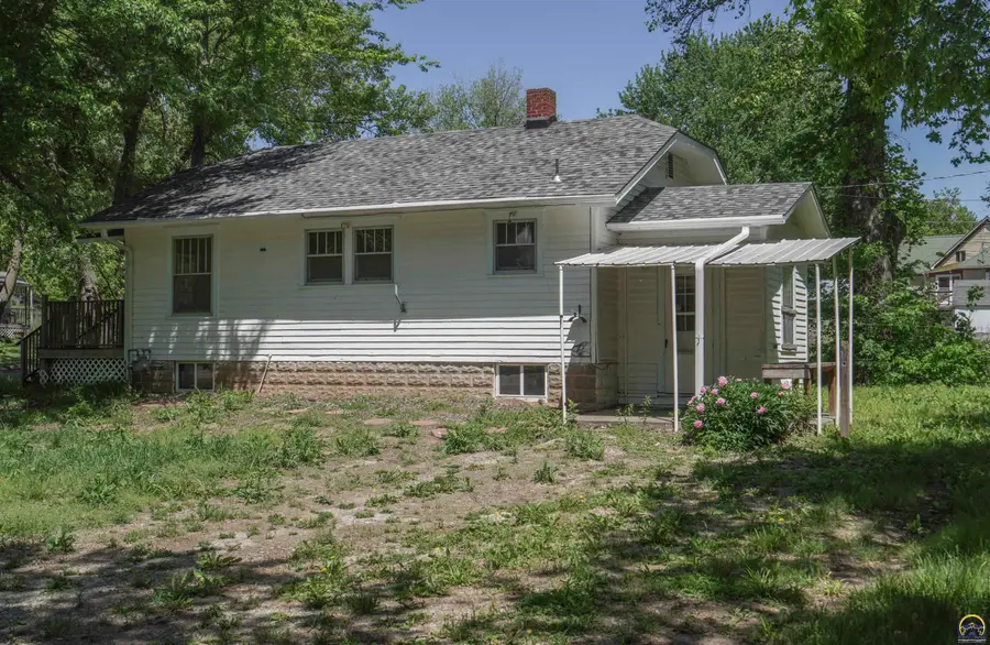 1012 2nd Ave W, Horton, KS 66439 - #3