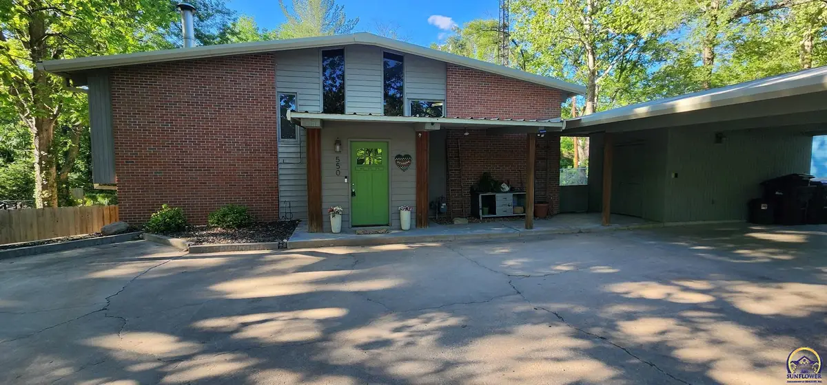 550 NW 35th St, Topeka, KS 66617 - #1