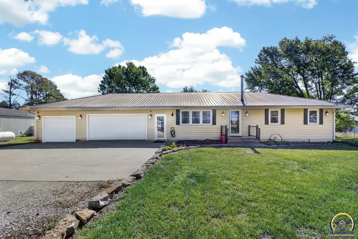 9150 SW Wanamaker Rd, Wakarusa, KS 66546 - #1