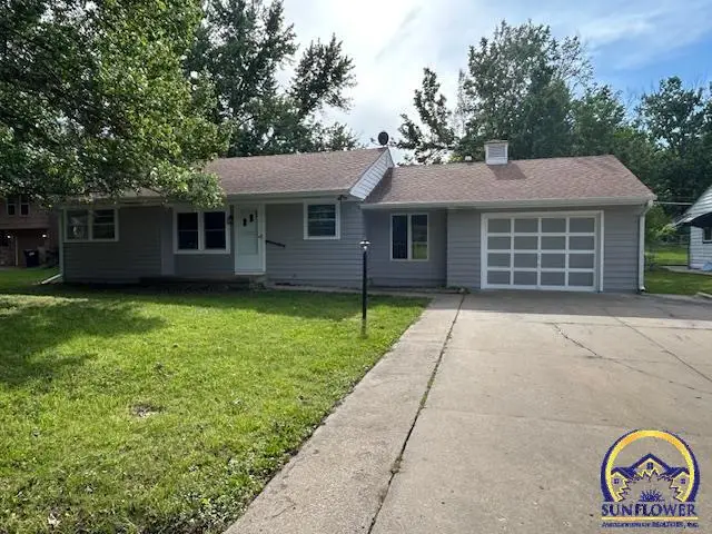 2719 SE Iowa Ave, Topeka, KS 66605 - #1