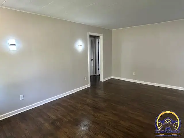 2719 SE Iowa Ave, Topeka, KS 66605 - #2