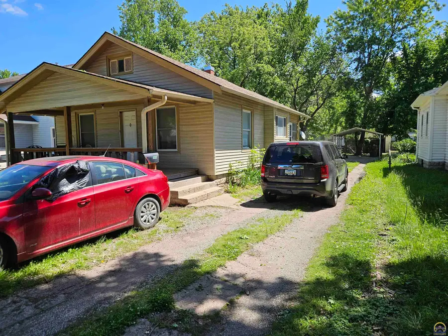 532 NE Ohio Ave, Topeka, KS 66616 - #3
