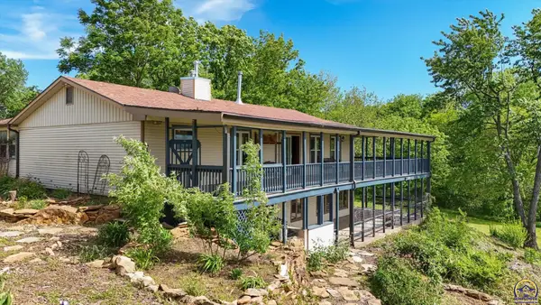 2140 Phillips Rd, Perry, KS 66073