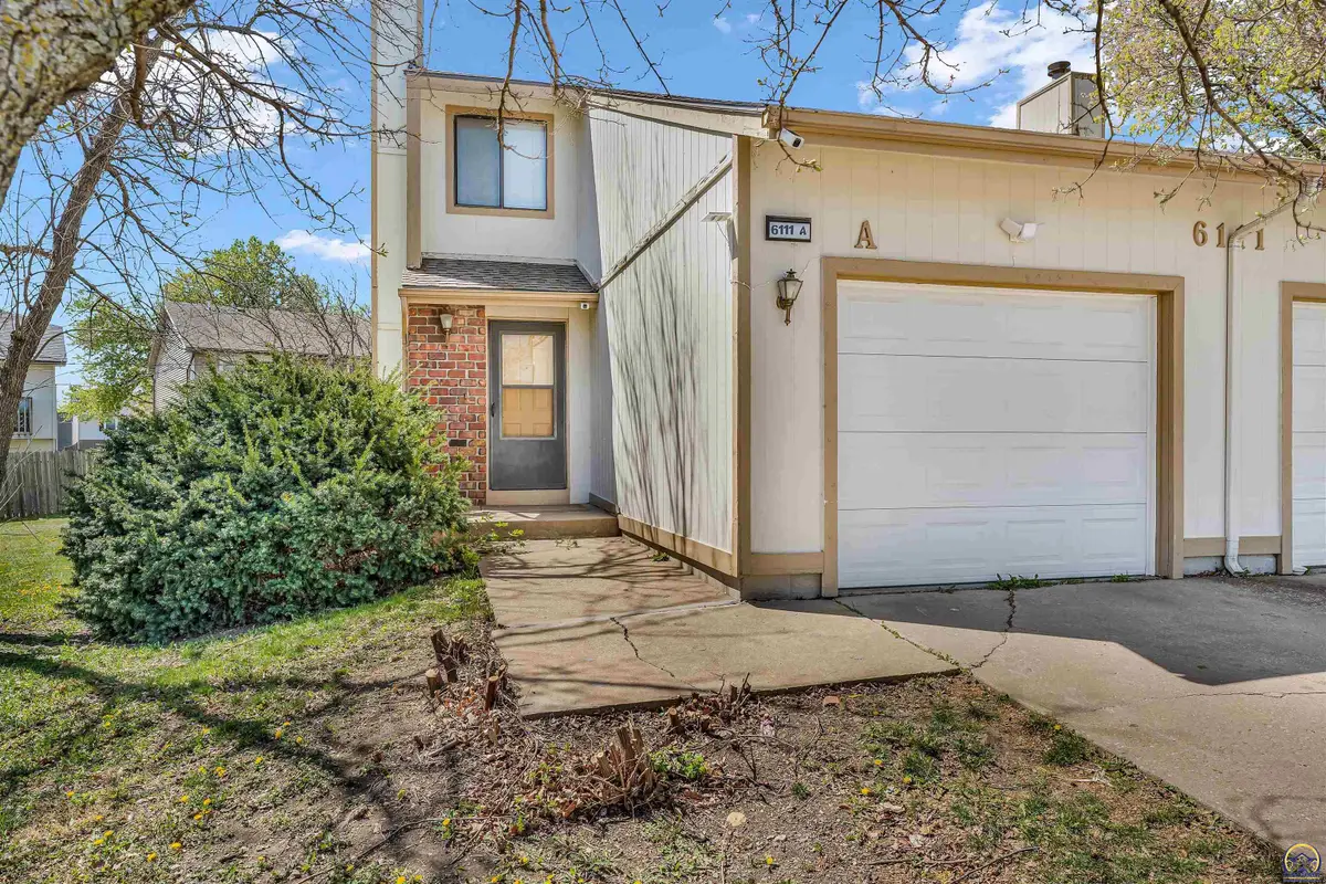 6109-6111 SW 26th St, Topeka, KS 66614 - #1