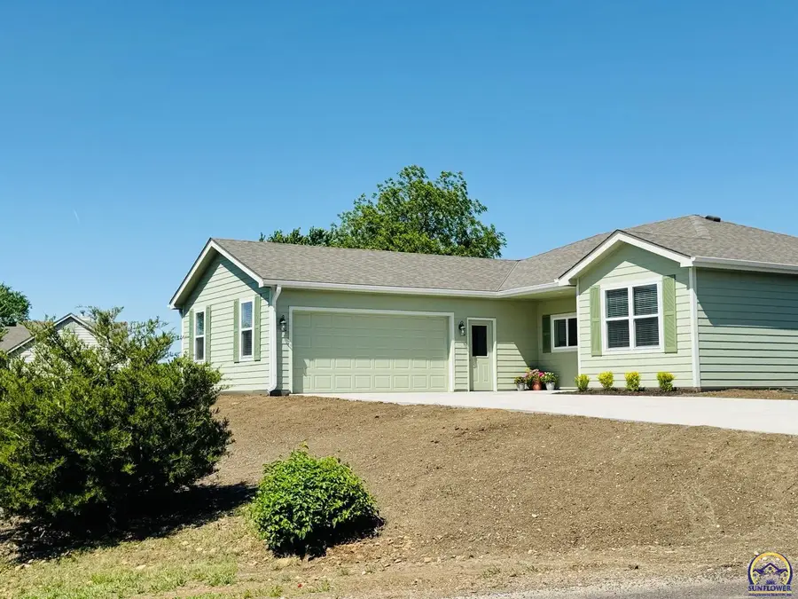 6486 Pawnee Court, Ozawkie, KS 66070 - #2