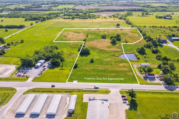 000 Us 75 Hwy, Lyndon, KS 66451
