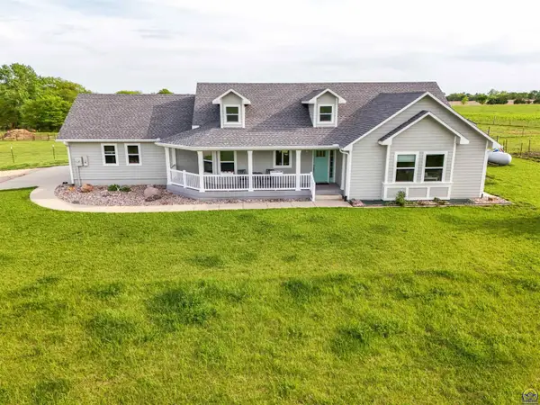 14787 198th Rd, Mayetta, KS 66509
