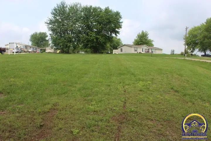 9395 Delaware Dr, Ozawkie, KS 66070-0000 - #2