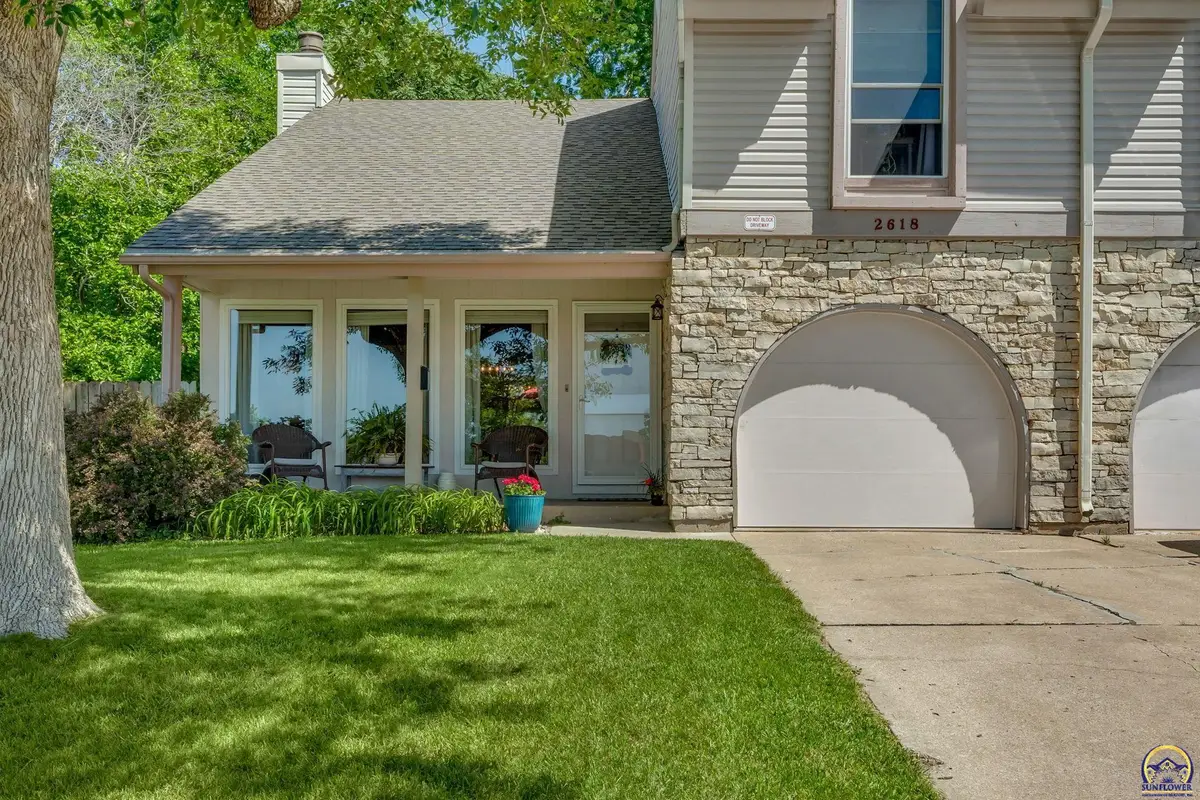 2618 SW 30th St, Topeka, KS 66611 - #1