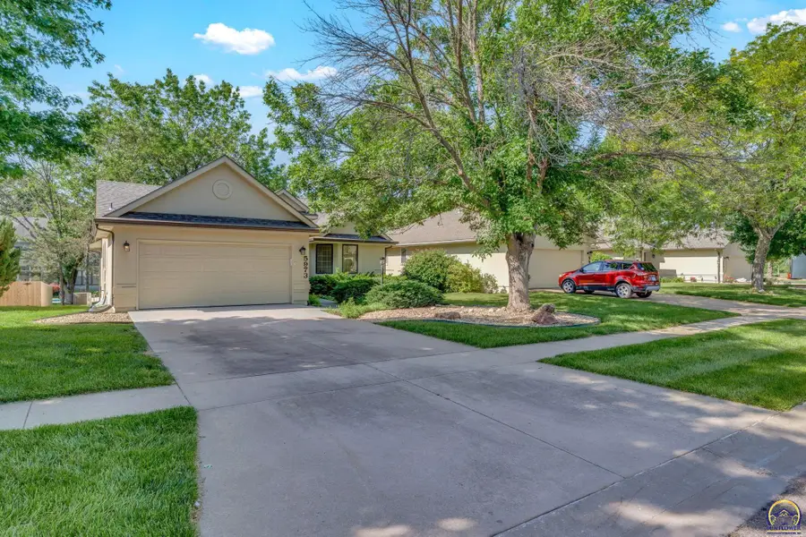 5973 SW 31st St, Topeka, KS 66614 - #2
