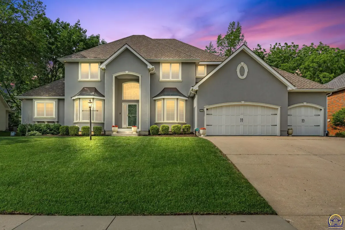 5737 SW Clarion Ln, Topeka, KS 66610 - #1
