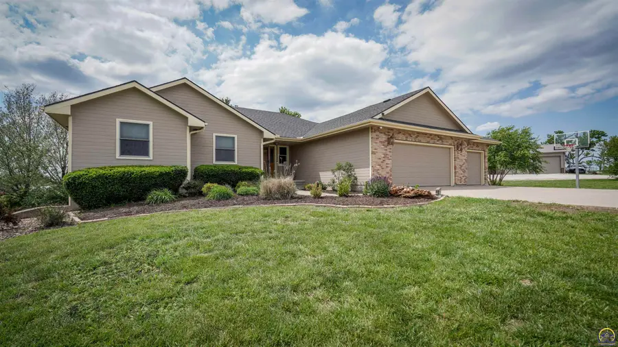 22775 N Rd, Holton, KS 66436 - #2