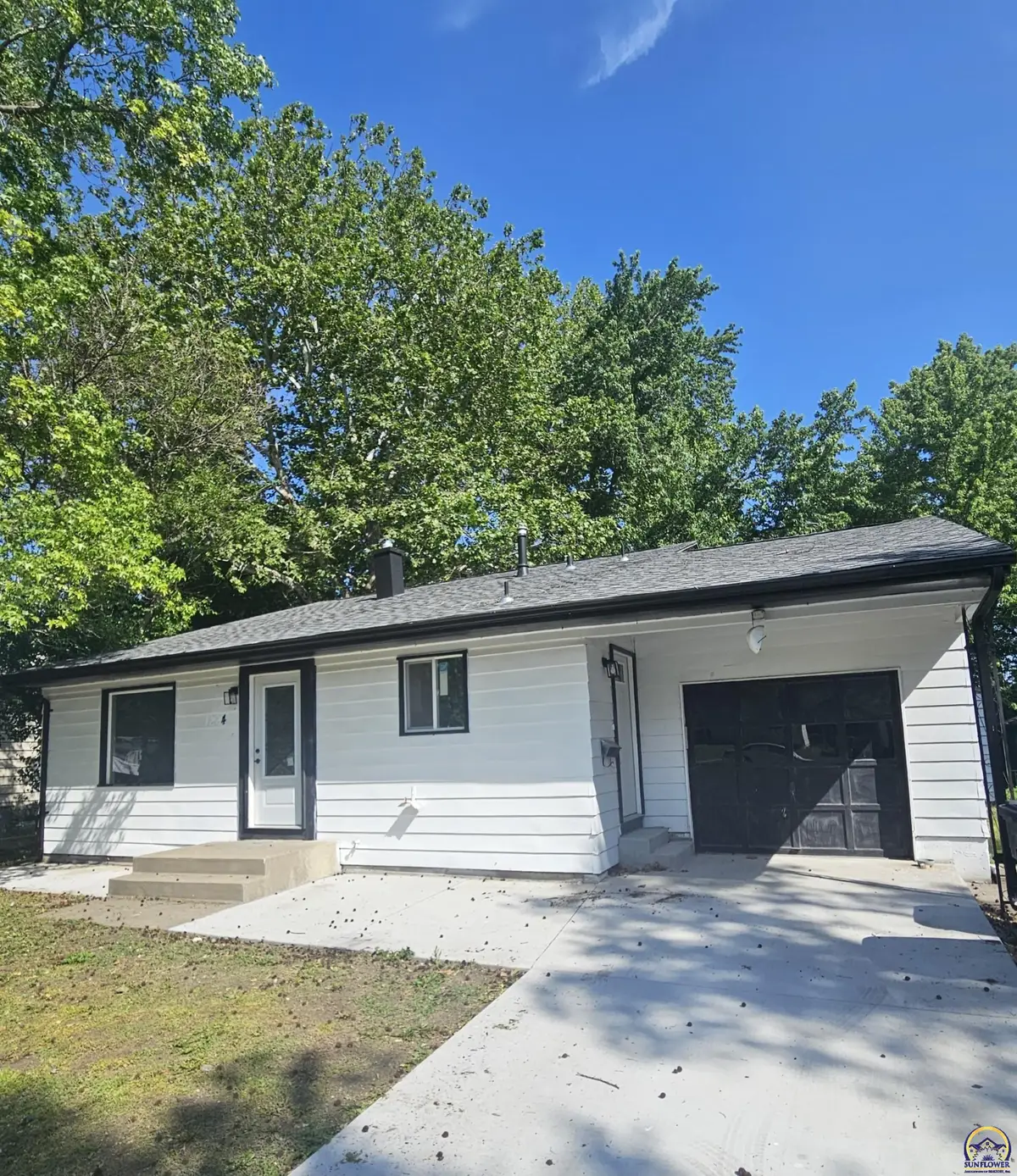 1224 SE 35th Ter, Topeka, KS 66605 - #1