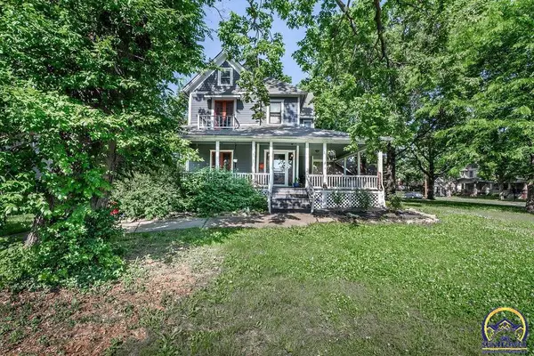 1501 SW Mulvane St, Topeka, KS 66604