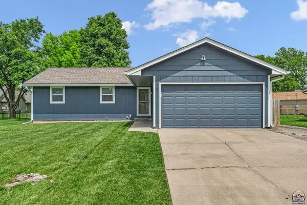 594 Griswold St, Rossville, KS 66533