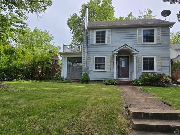 2701 SW Harland Ct, Topeka, KS 66604
