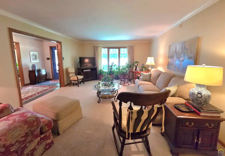 224 SW Fairlawn Rd, Topeka, KS 66606 - #3