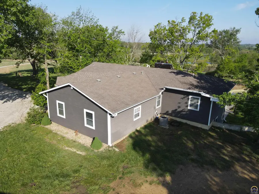24298 M Rd, Holton, KS 66436 - #3