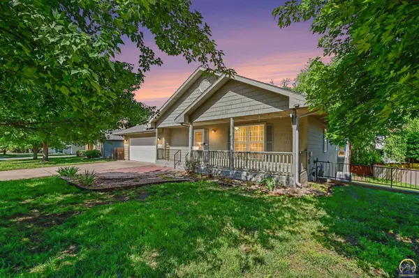 3355 SW Westport Dr, Topeka, KS 66614