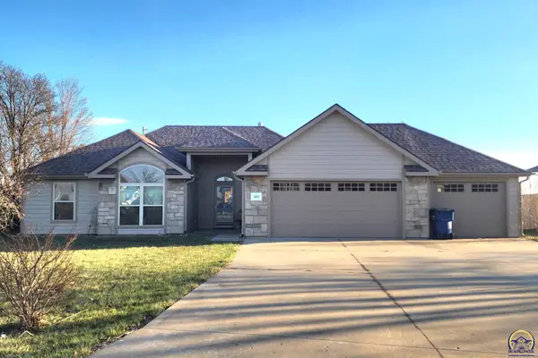 409 Prairie Bend Dr, Meriden, KS 66512