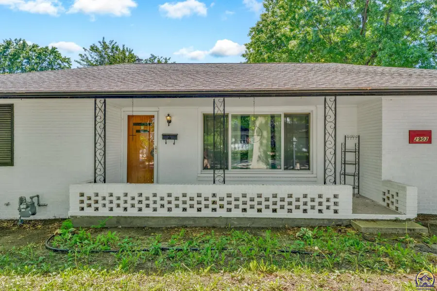2903 SE Virginia Ave, Topeka, KS 66605 - #3