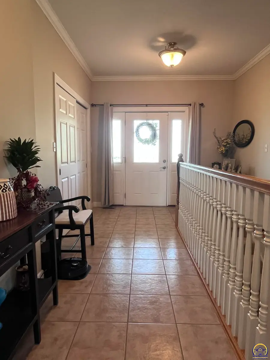 6634 NW Hodges Rd, Silver Lake, KS 66539 - #3