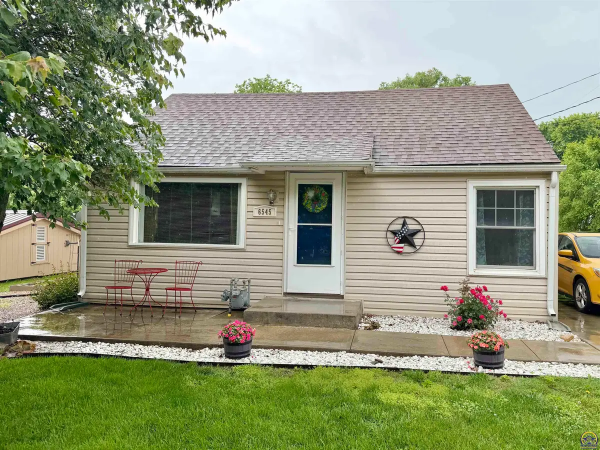 6545 NW Rose St, Topeka, KS 66618 - #1