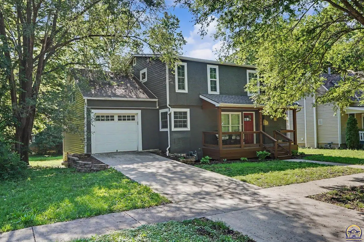 1526 Vermont, Lawrence, KS 66044 - #1