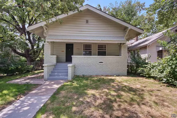 631 SW Lindenwood Ave, Topeka, KS 66606