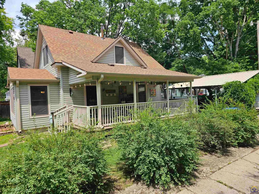 1912 SW 15th St, Topeka, KS 66604 - #3