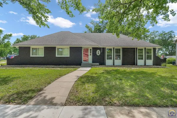 1837 SW Cheyenne Rd, Topeka, KS 66614